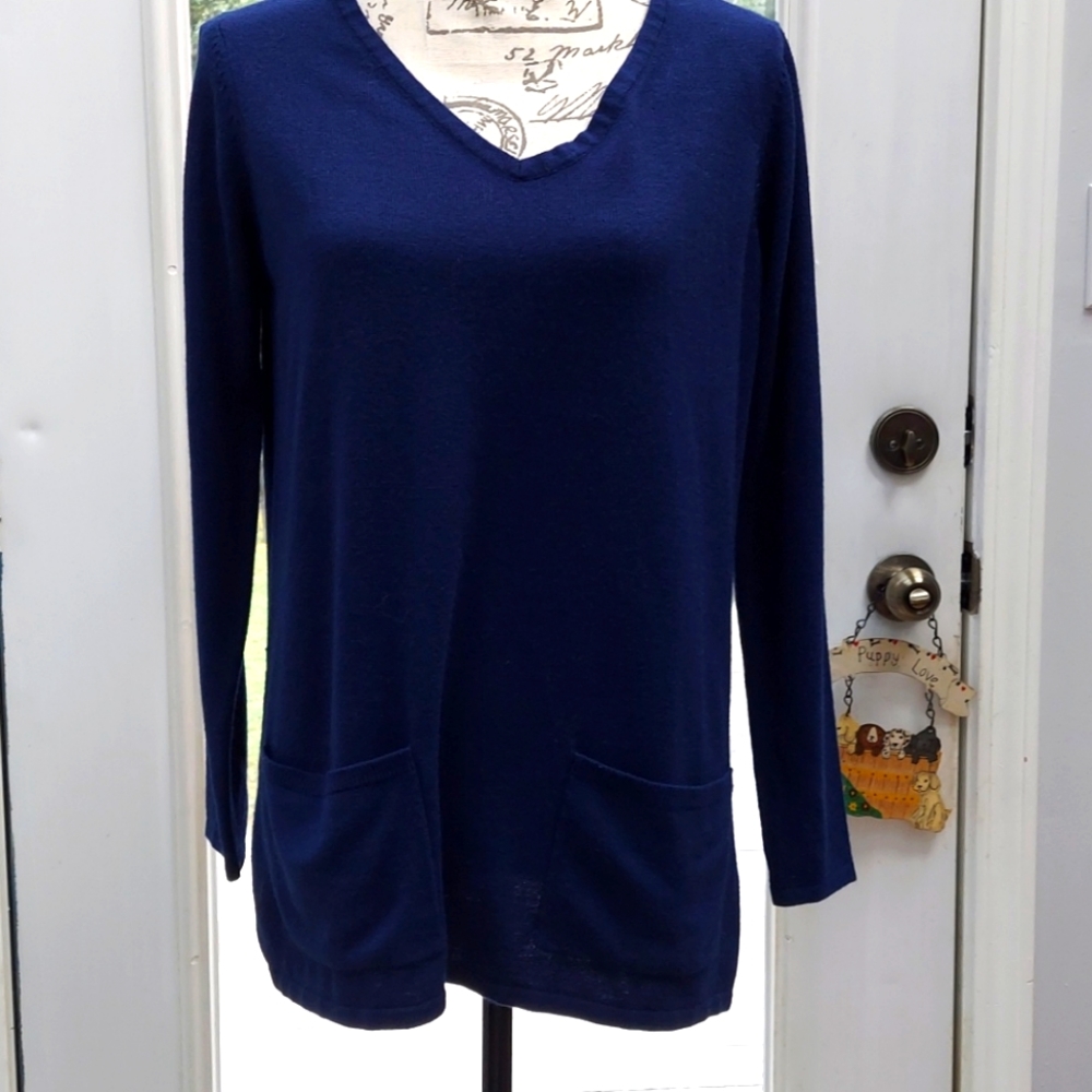 New York & Company Medium sweater